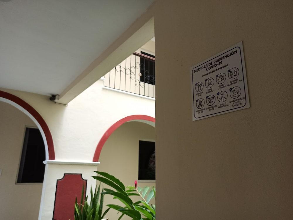 Hotel Catedral ואיאדוליד מראה חיצוני תמונה